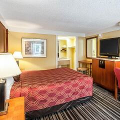Отель Econo Lodge удобства в номере фото 2