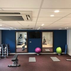 Отель Hilton Garden Inn Birmingham Airport фитнесс-зал фото 2