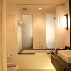Отель Saladaeng Colonnade Serviced Apartment Таиланд, Бангкок - отзывы, цены и фото номеров - забронировать отель Saladaeng Colonnade Serviced Apartment онлайн ванная