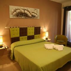Отель B&B Piazza Novecento Кастельсардо комната для гостей фото 3