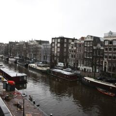 Hotel Canal View