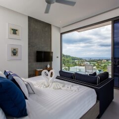 Отель 5-Bedroom Villa MOMO with Private Pool пляж Ката комната для гостей фото 5
