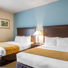 Отель Comfort Suites Tulare комната для гостей фото 5
