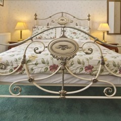 Отель Ashurst Lodge