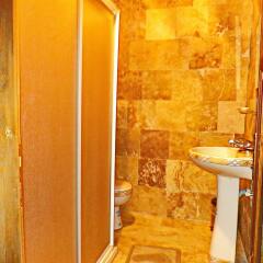 Muskara Cave Hotel Турция, Мустафапаша - отзывы, цены и фото номеров - забронировать отель Muskara Cave Hotel онлайн ванная