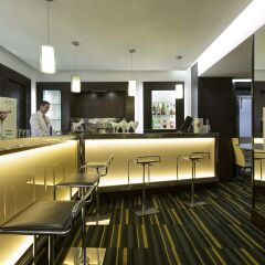 Best Western Plus Hotel Universo гостиничный бар