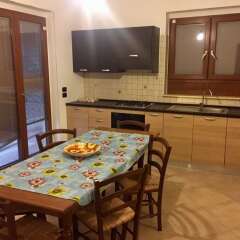 Апартаменты Apartment With 2 Bedrooms in Bovalino, With Pool Access, Furnished Balcony and Wifi - 300 m From the Beach Бовалино-Марина в номере