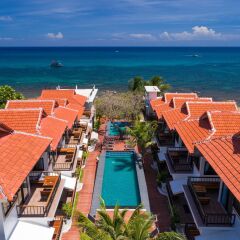 Отель Simple Life Cliff View Resort пляж