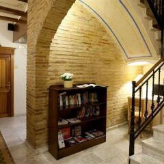 Отель Ad Hoc Monumental Hotel Испания, Валенсия - отзывы, цены и фото номеров - забронировать отель Ad Hoc Monumental Hotel онлайн развлечения