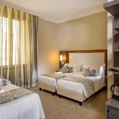 Savoy Hotel комната для гостей
