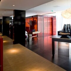 Отель citizenM Schiphol Airport Нидерланды, Схипхол - 4 отзыва об отеле, цены и фото номеров - забронировать отель citizenM Schiphol Airport онлайн интерьер отеля