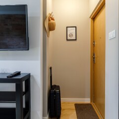 Отель Apartamenty Przytulne OldNova - OLD TOWN Гданьск сейф в номере