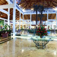 Отель Grand Bahia Principe Punta Cana - All Inclusive бассейн