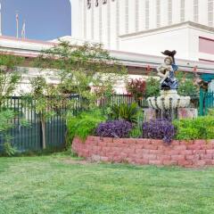 Отель Travelodge Las Vegas Strip North