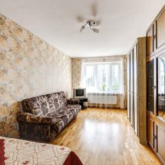 Гостиница Квартиры «Дом у метро», ул. Россошанская в Москве отзывы, цены и фото номеров - забронировать гостиницу Квартиры «Дом у метро», ул. Россошанская онлайн Москва комната для гостей