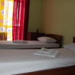 Vizit Holl - Hostel комната для гостей фото 2