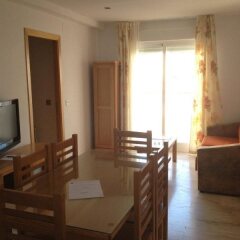 Отель Loto Conil Apartamentos Испания, Кониль-де-ла-Фронтера - отзывы, цены и фото номеров - забронировать отель Loto Conil Apartamentos онлайн комната для гостей фото 5