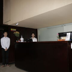 East Hotel интерьер отеля фото 3