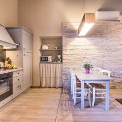 Отель A Few Steps to The Duomo Beautiful 2BD Apt Италия, Флоренция - отзывы, цены и фото номеров - забронировать отель A Few Steps to The Duomo Beautiful 2BD Apt онлайн в номере