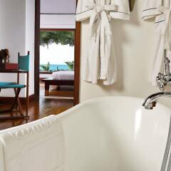 Отель NgapaliI Bay Villas & Spa ванная