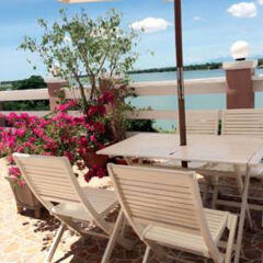 Отель Hoi An Riverlife Homestay с домашними животными