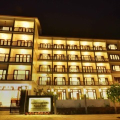 Sunshine Hotel Хойан развлечения