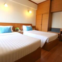 Mike Hotel комната для гостей