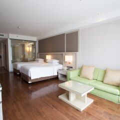 Signature Pattaya Hotel комната для гостей