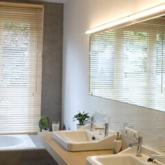 Отель B&B Antwerp Бельгия, Антверпен - отзывы, цены и фото номеров - забронировать отель B&B Antwerp онлайн ванная фото 2