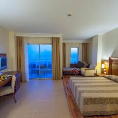 Kirman Leodikya Resort Турция, Окурджалар - отзывы, цены и фото номеров - забронировать отель Kirman Leodikya Resort - All Inclusive онлайн комната для гостей фото 3