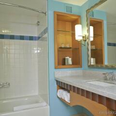 Renaissance Wind Creek Curacao Resort in Willemstad, Curacao from 264$, photos, reviews - zenhotels.com bathroom