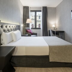 Отель ILUNION Bel-Art 4* Стандартный номер с двуспальной кроватью