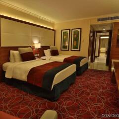 Отель Crowne Plaza Amman Иордания, Амман - отзывы, цены и фото номеров - забронировать отель Crowne Plaza Amman онлайн комната для гостей фото 2