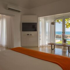 Trident Hotel в номере