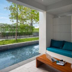 Отель X2 Vibe Phuket Patong бассейн фото 2