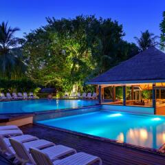 Отель Adaaran Prestige Ocean Villas Остров Гасфинолу бассейн