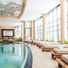 Renaissance Minsk Hotel спортивное сооружение