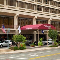 Отель Crystal City Marriott at Reagan National Airport фото 4