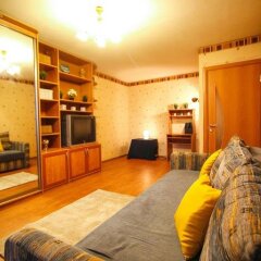 Гостиница MneNaSutki Yablochkova 37B в Москве отзывы, цены и фото номеров - забронировать гостиницу MneNaSutki Yablochkova 37B онлайн Москва комната для гостей фото 5