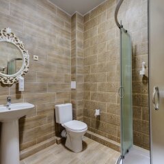 Гостиница Marton Boutique and Spa в Краснодаре 4 отзыва об отеле, цены и фото номеров - забронировать гостиницу Marton Boutique and Spa онлайн Краснодар ванная фото 3