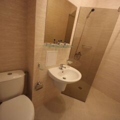 Отель Menada Romance Marine Apartments Болгария, Солнечный берег - отзывы, цены и фото номеров - забронировать отель Menada Romance Marine Apartments онлайн ванная фото 2