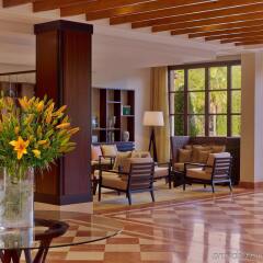 Sheraton Mallorca Arabella Golf Hotel интерьер отеля