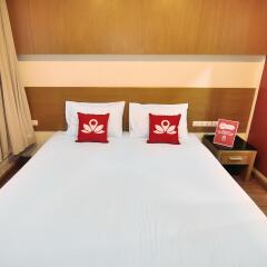 Отель Zen Rooms Surawong Бангкок комната для гостей фото 2