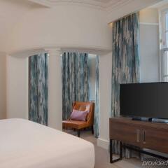 Отель Hilton Edinburgh Carlton удобства в номере
