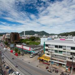 Golden House Hotel Patong Beach балкон