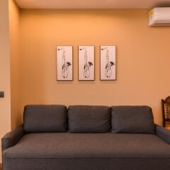Отель FM Luxury 2-BDR Apartment - Jazzy Болгария, София - отзывы, цены и фото номеров - забронировать отель FM Luxury 2-BDR Apartment - Jazzy онлайн комната для гостей