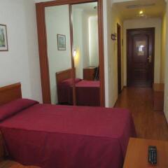 Hotel Avenida de Canarias комната для гостей фото 9