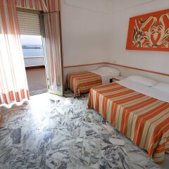 Отель Palm Beach Hotel Италия, Чинизи - 1 отзыв об отеле, цены и фото номеров - забронировать отель Palm Beach Hotel онлайн комната для гостей фото 4