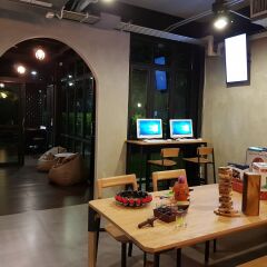 Wayha Hostel Don Mueang Airport Бангкок развлечения