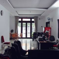 Отель Ngoc Sinh Homestay фитнесс-зал